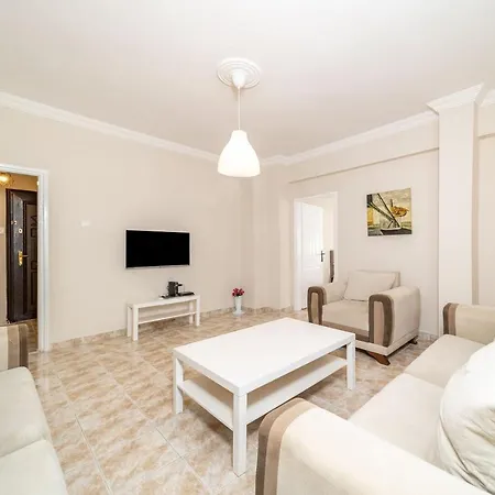 Daire Cozy And Central Near Popular Attractions In Muratpasa,